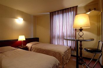 Red Sun Rooms هاكوبا المظهر الخارجي الصورة